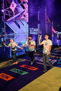 BIB: 
                            <button type="button" onclick="openModal(25252864)" class="btn btn-primary btn-sm float-right btn-popup" data-toggle="modal" data-target=".modal-high-quality">
                        <i class="fas fa-shopping-cart"></i> Add to Cart
                    </button>
                                            <button type="button" onclick="isThisMe(25252864, true)" class="btn btn-success btn-sm float-right btn-popup btn-isme hidden" data-toggle="tooltip" data-placement="bottom" title="นี่คือรูปของคุณใช่ไหม คลิกที่นี่เพื่อเอาเข้าอัลบั้ม">
                        <i class="fas fa-plus"></i> Add to album
                    </button>
                    <button type="button" onclick="isThisMe(25252864, false)" class="btn btn-warning btn-sm float-right btn-popup btn-isnotme hidden">
                        <i class="fas fa-ban"></i> Remove from album
                    </button>